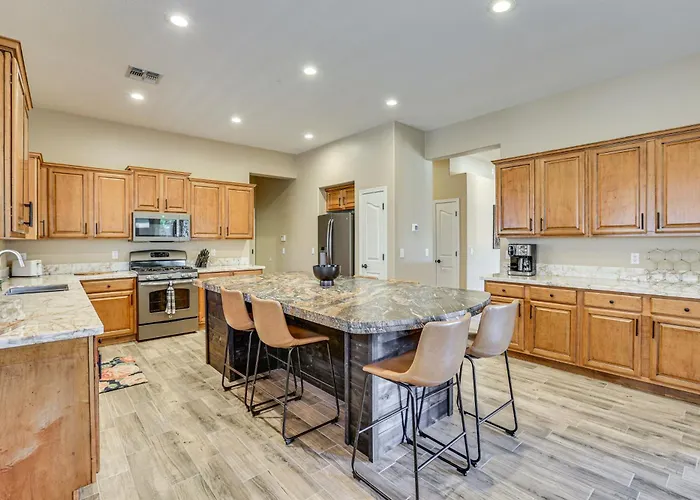 Desert Oasis < 10 Mi To Spring Training! Holiday home