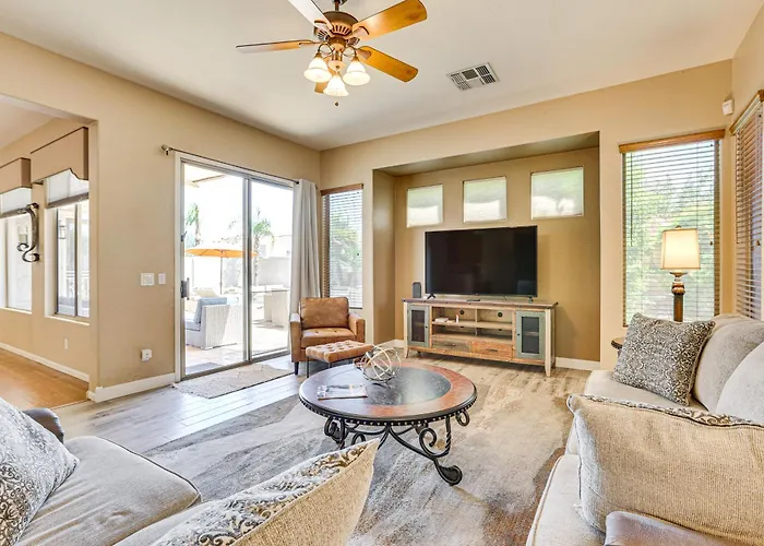 Desert Oasis < 10 Mi To Spring Training! Holiday home Peoria
